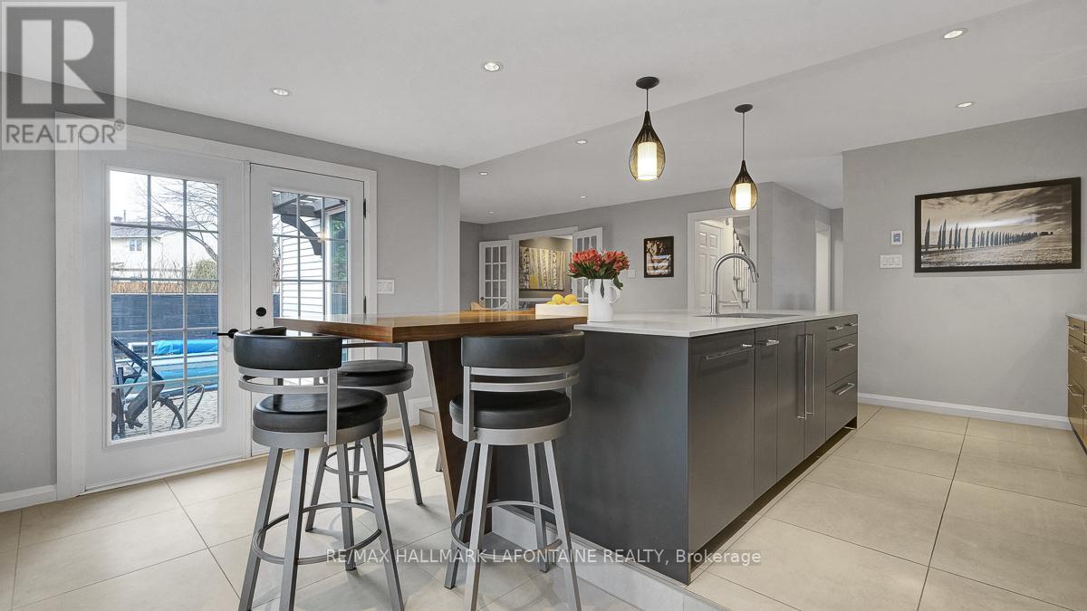 1288 Turner Crescent