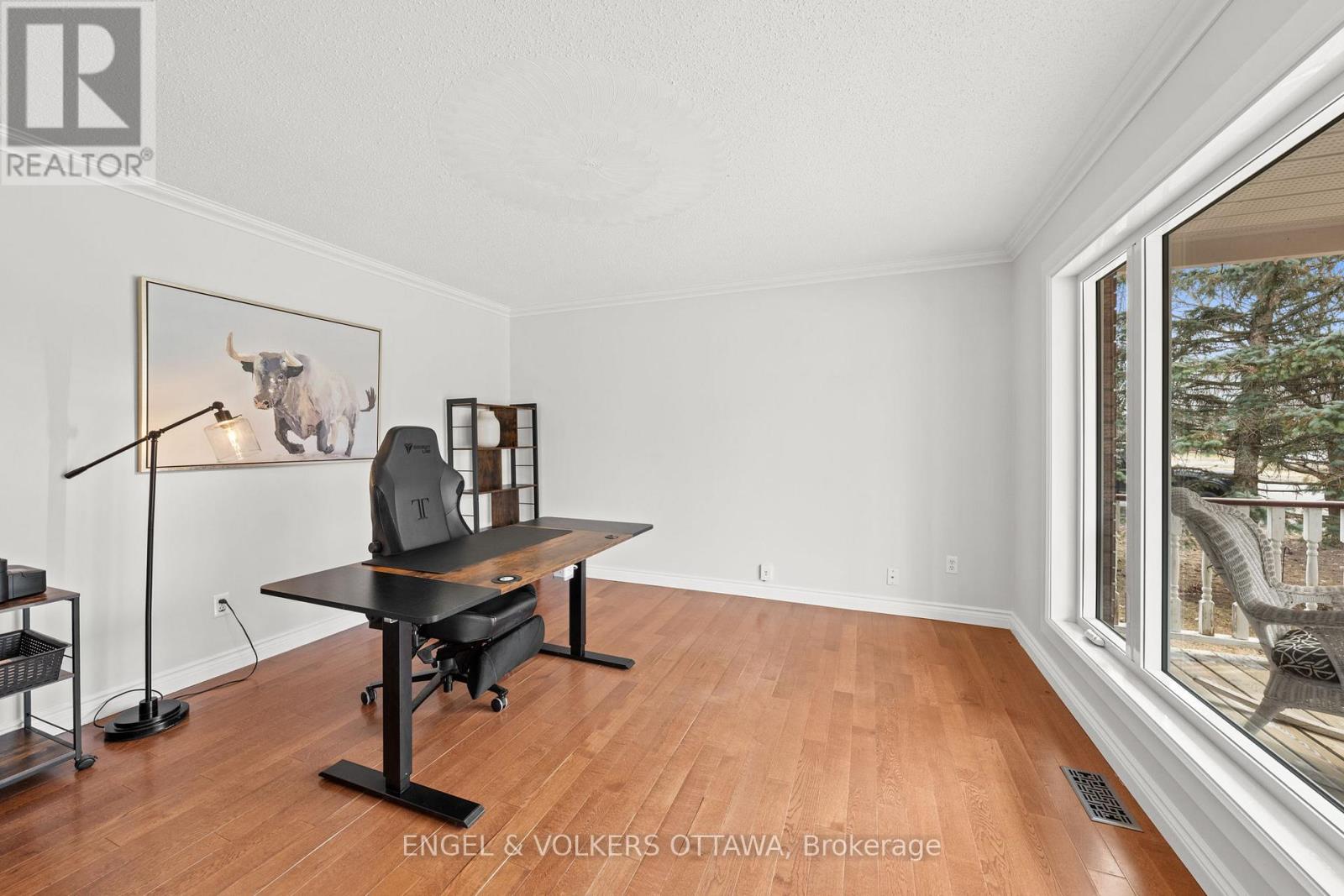 129 Corvinelli Crescent