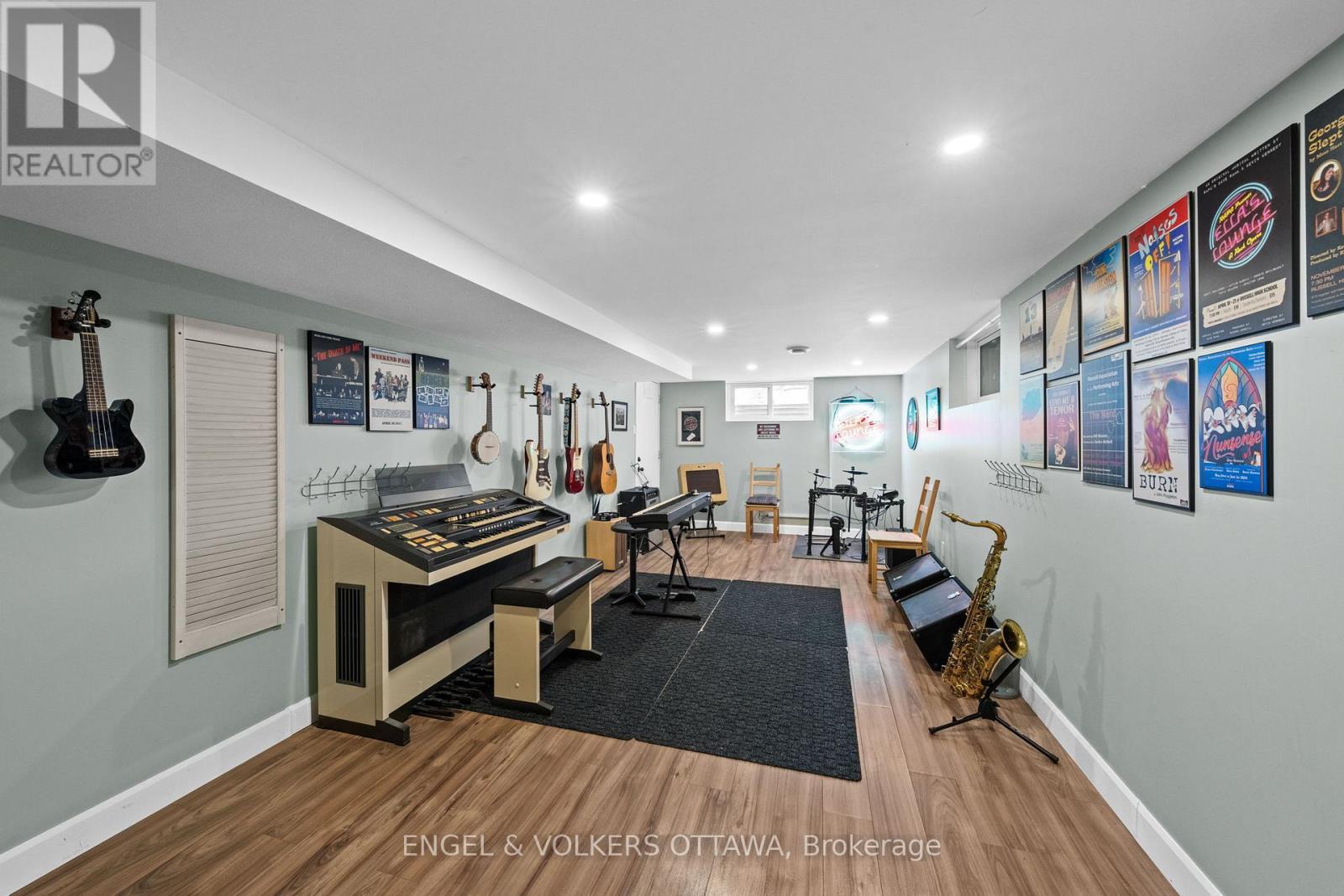 129 Corvinelli Crescent