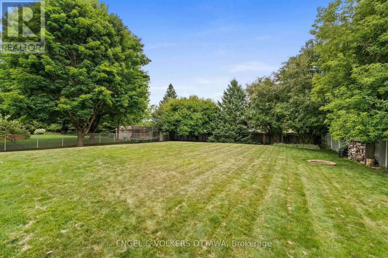 129 Corvinelli Crescent