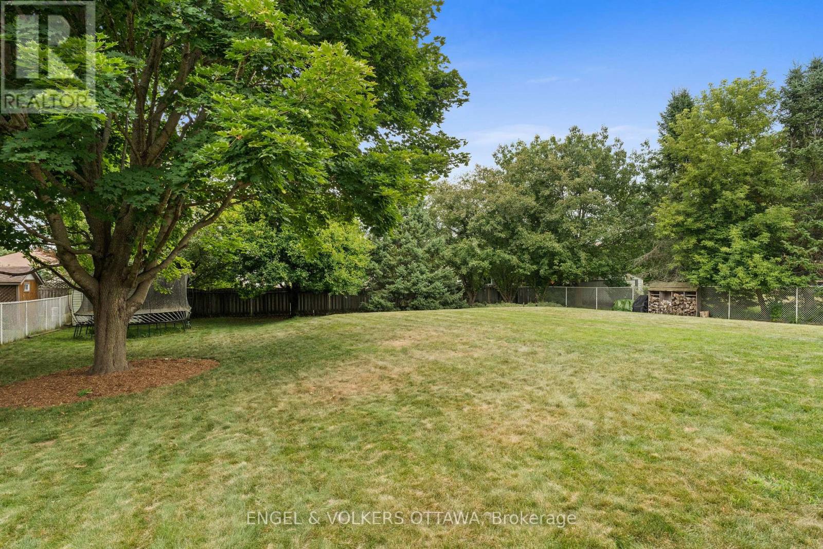 129 Corvinelli Crescent