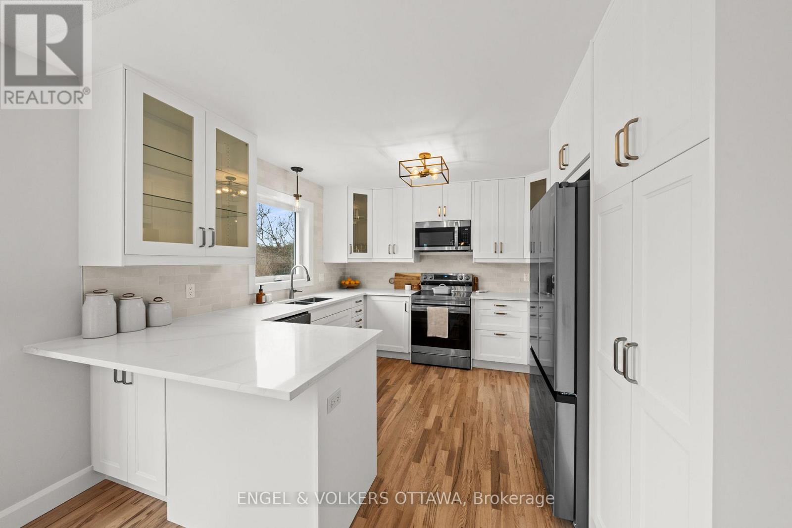 129 Corvinelli Crescent