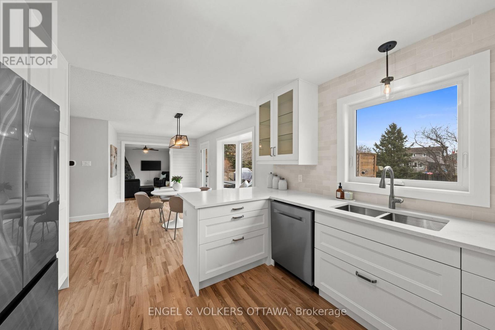 129 Corvinelli Crescent