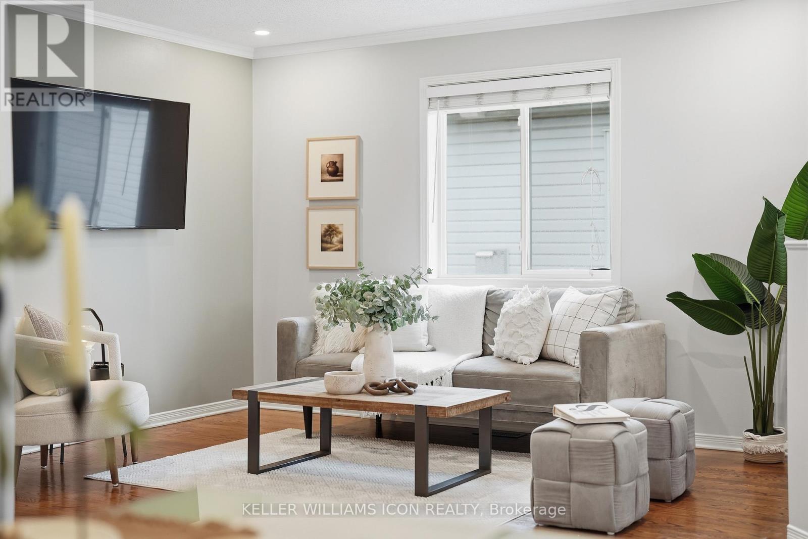 125 Castle Glen Crescent