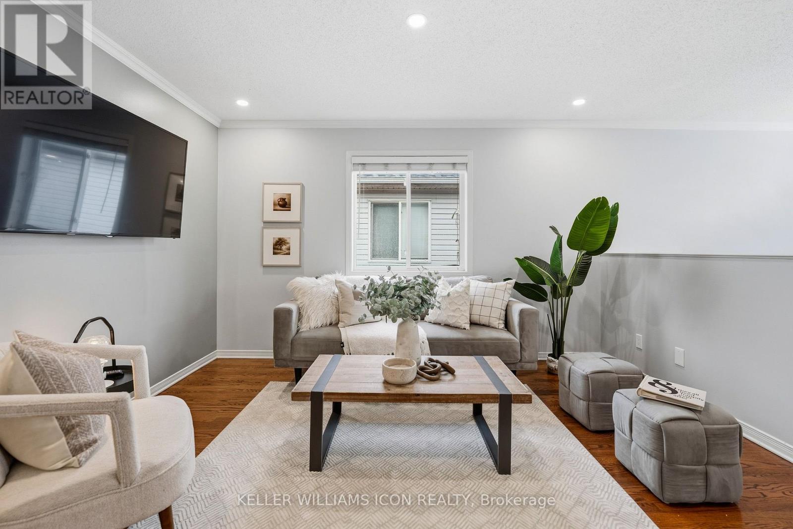 125 Castle Glen Crescent