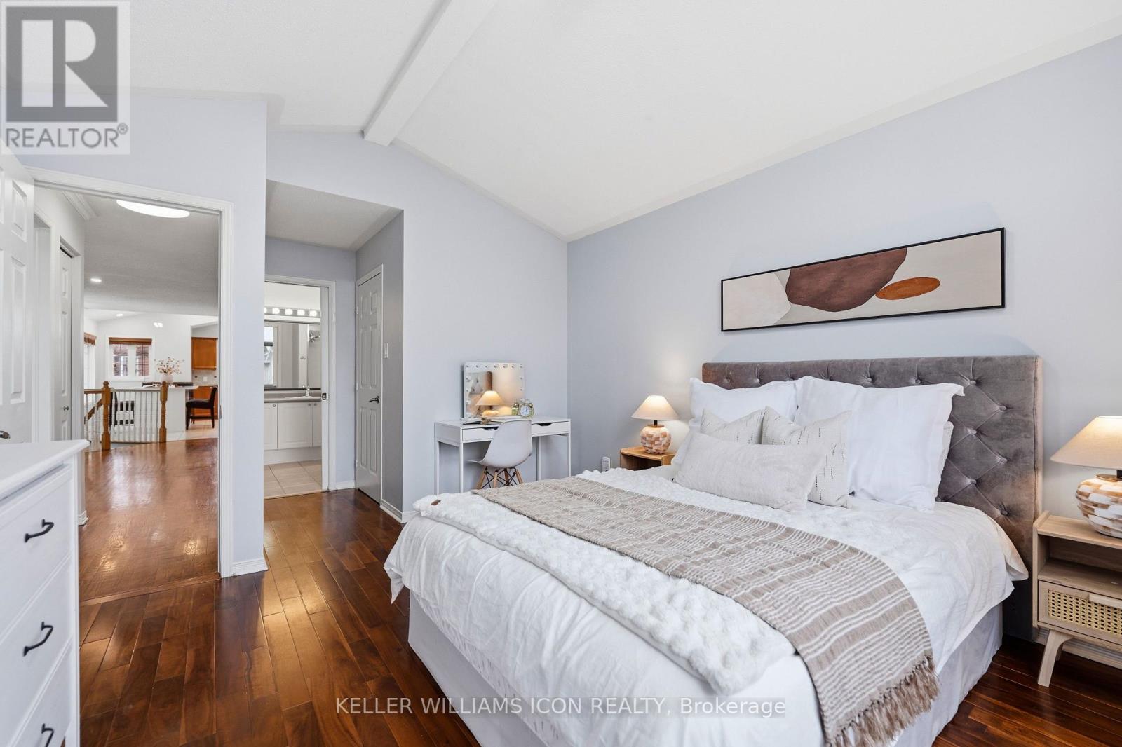 125 Castle Glen Crescent