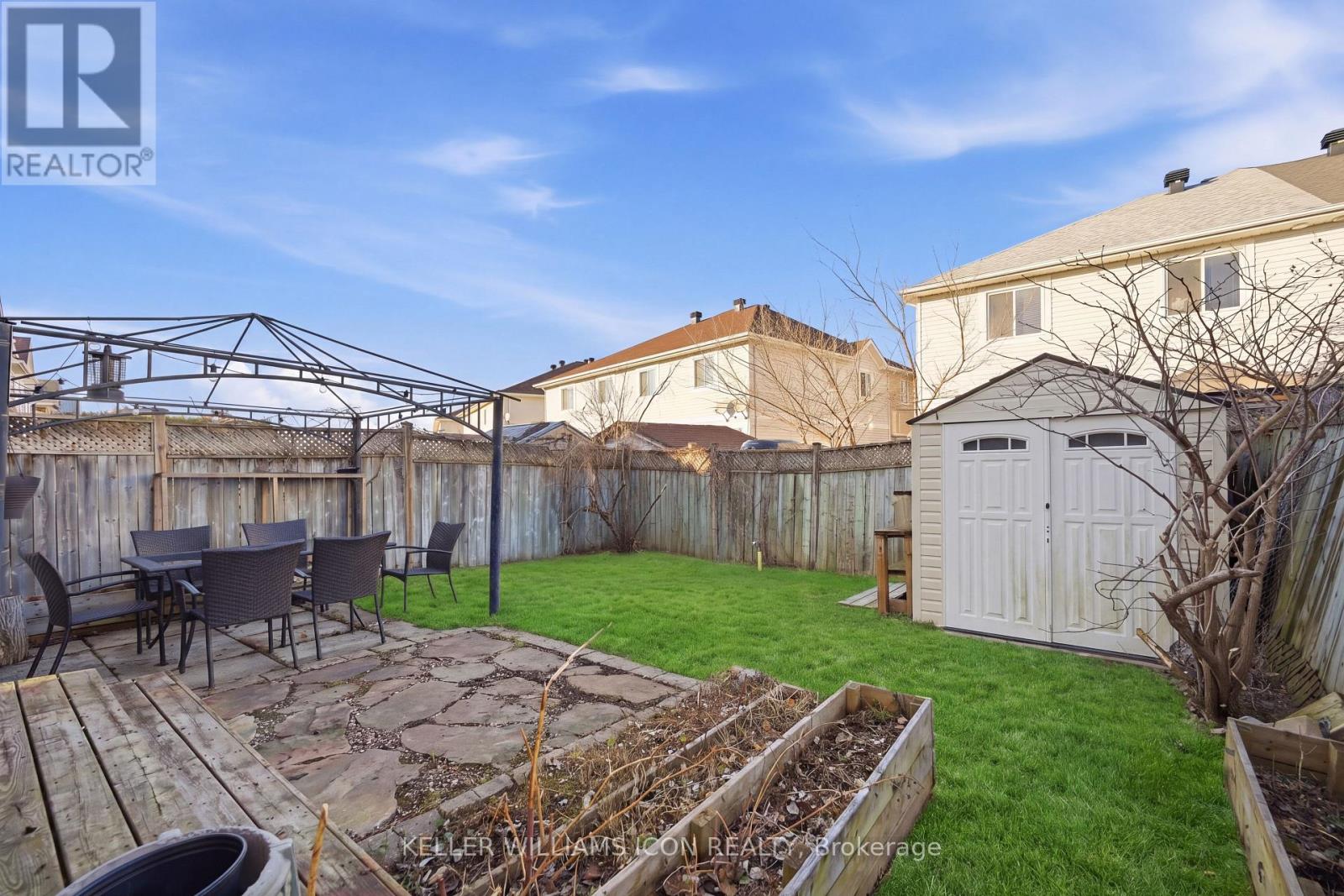 125 Castle Glen Crescent