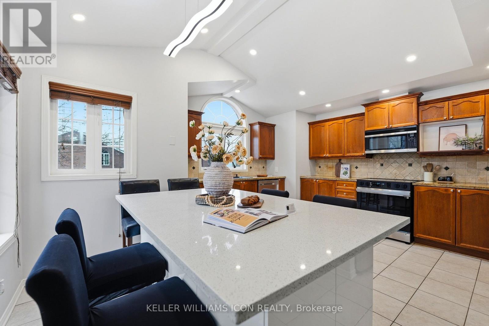 125 Castle Glen Crescent