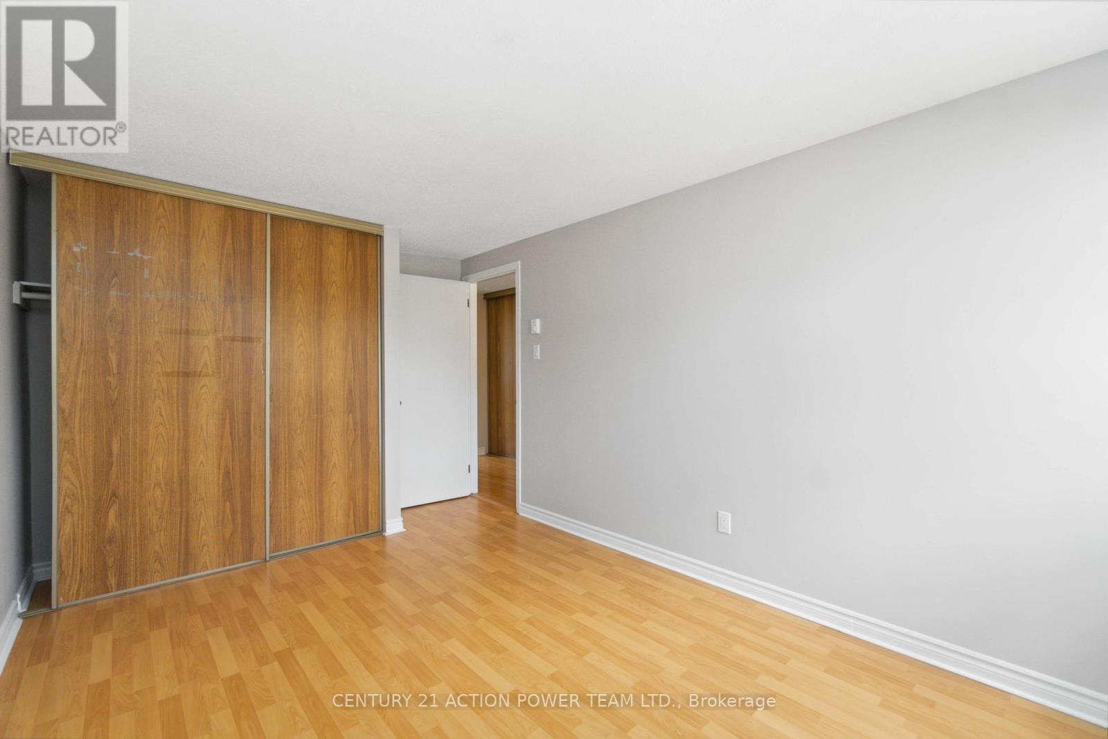 17 - 3103 Armada Avenue