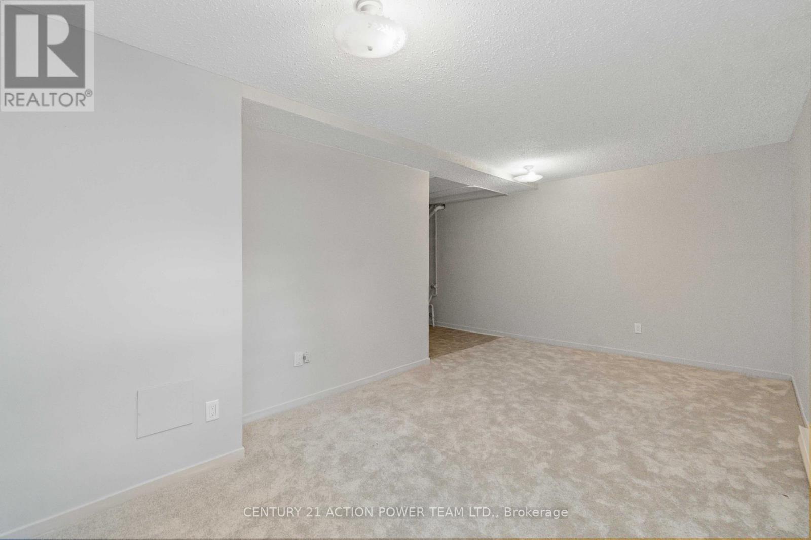 17 - 3103 Armada Avenue