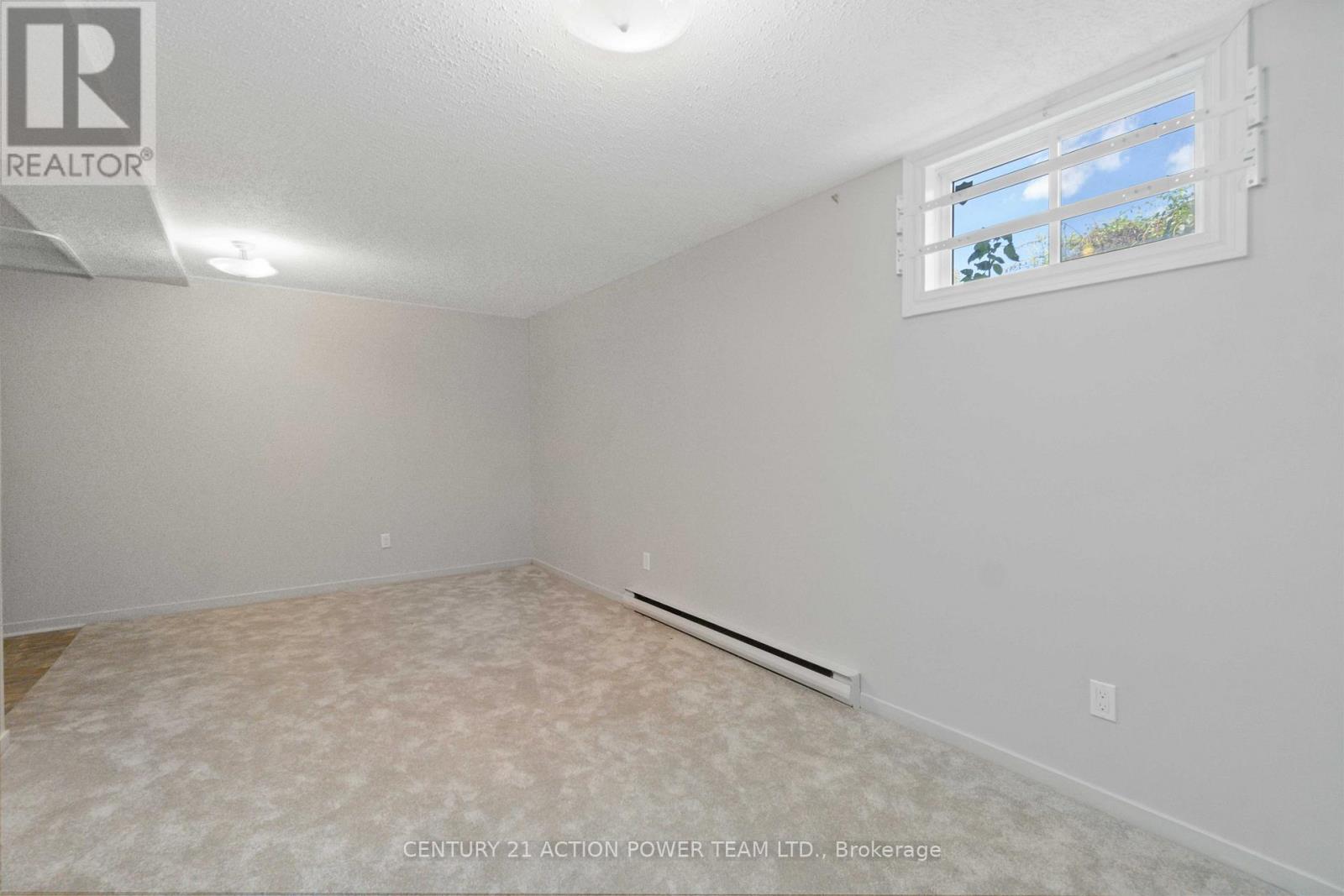 17 - 3103 Armada Avenue