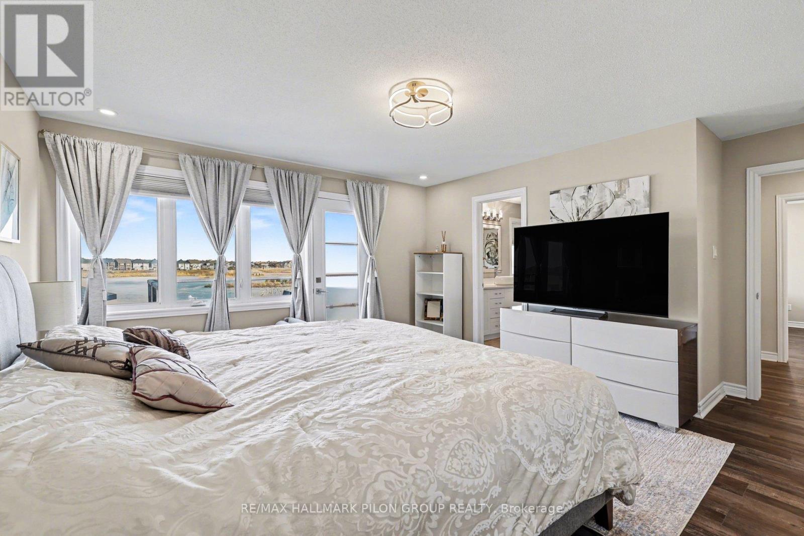 236 Esturgeon Street