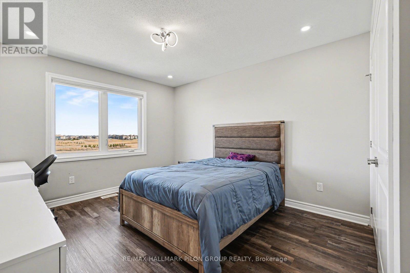 236 Esturgeon Street