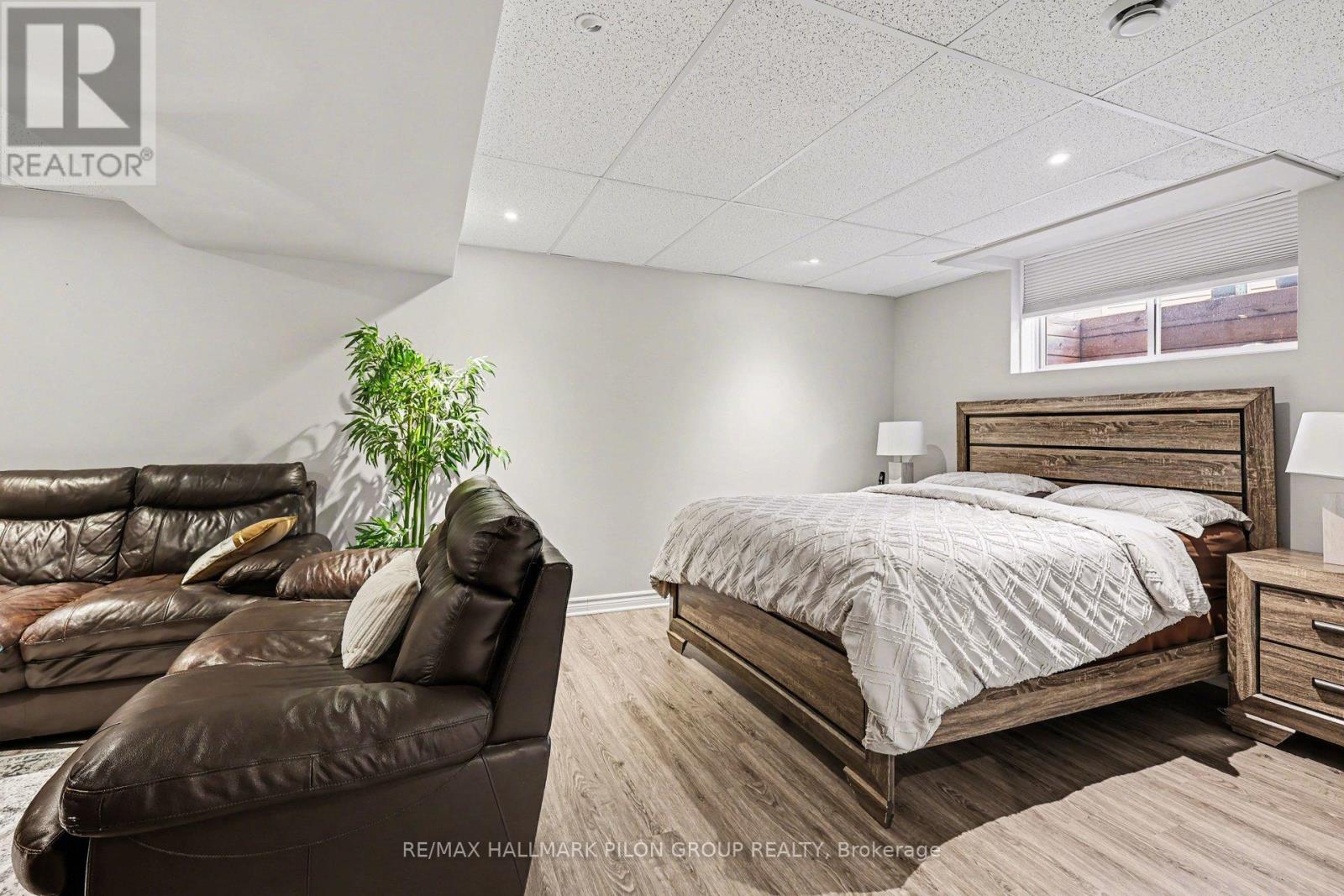 236 Esturgeon Street