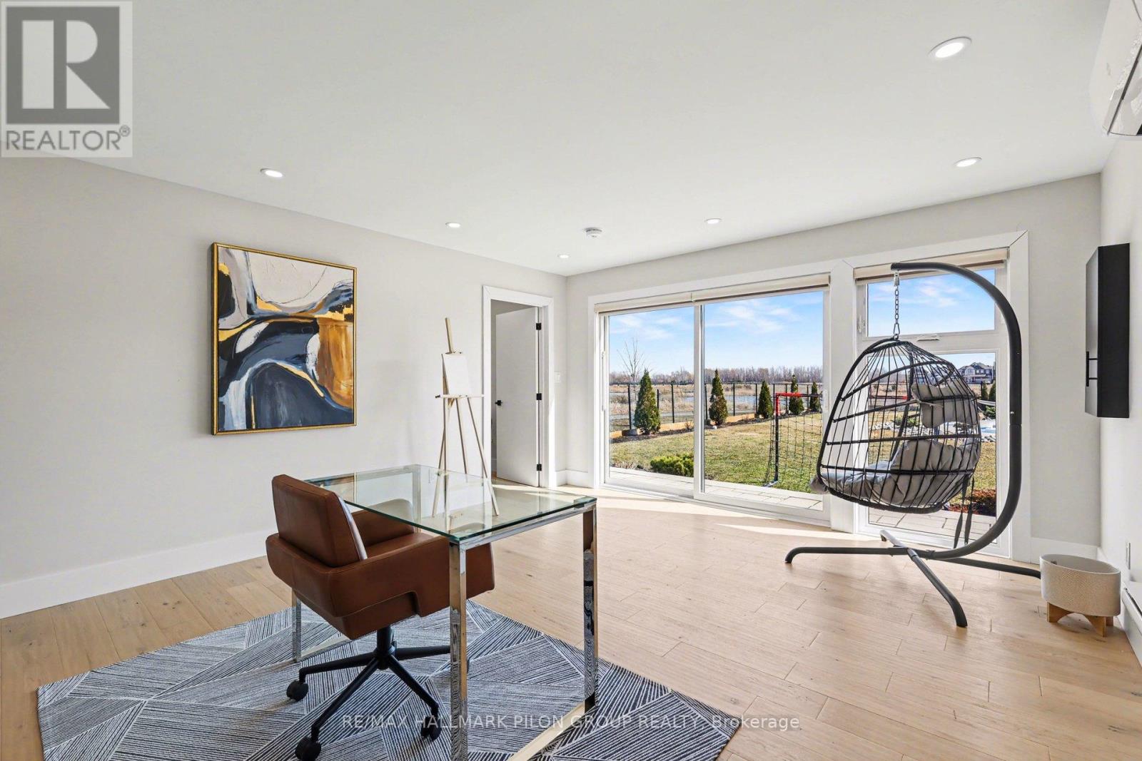 236 Esturgeon Street