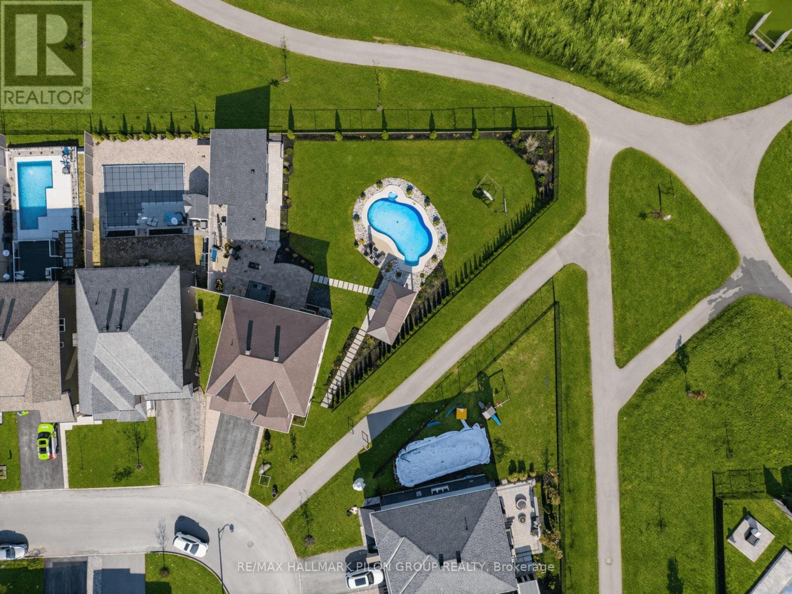 236 Esturgeon Street