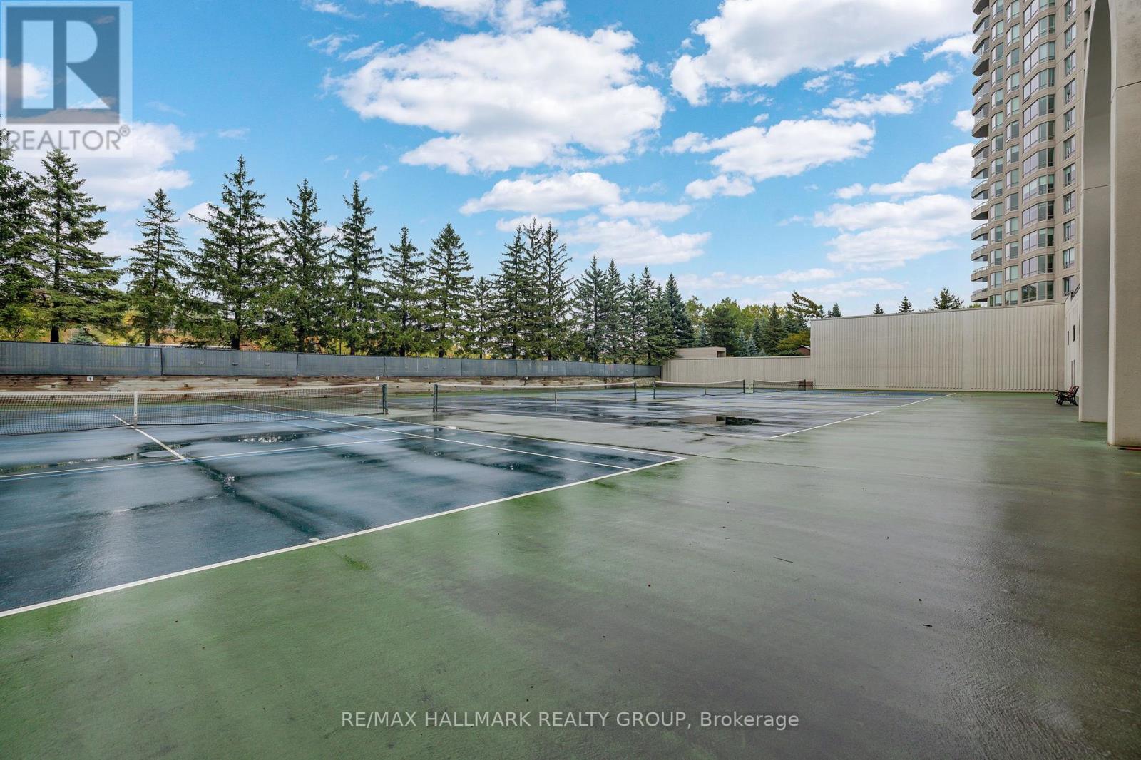 2204 - 1480 Riverside Drive