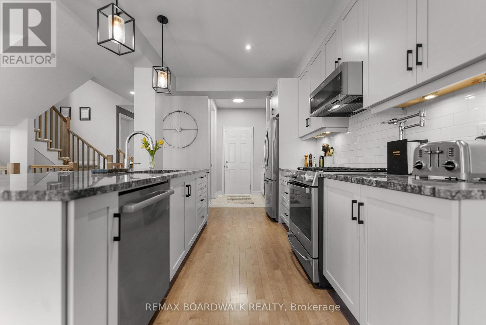 179 Equitation Circle