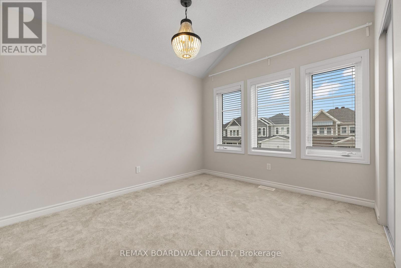 179 Equitation Circle