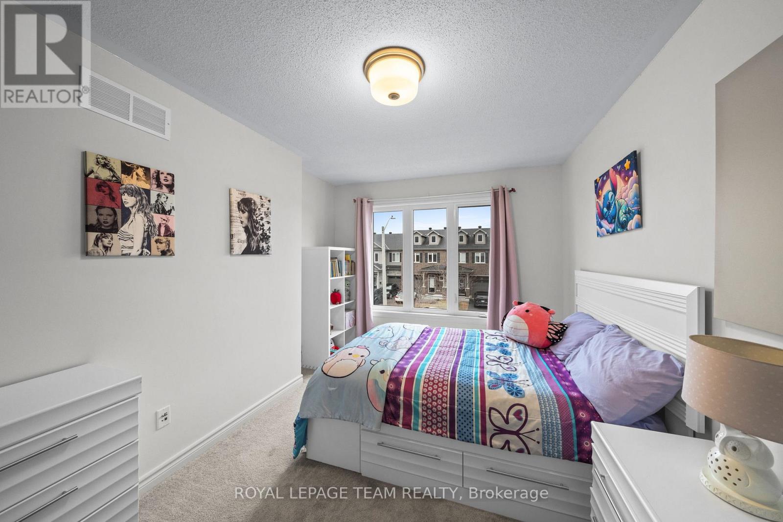 1160 Beckett Crescent