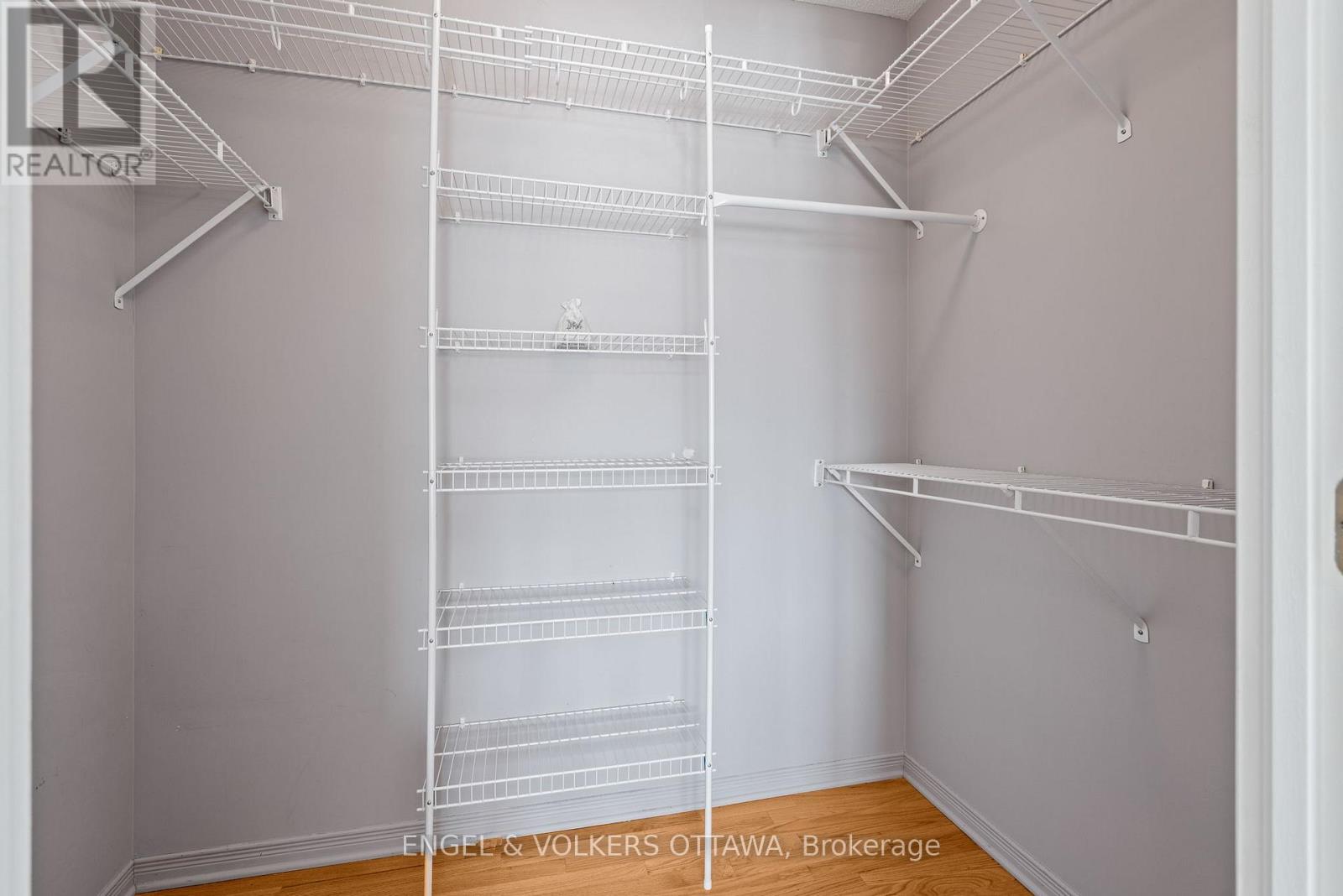 206 - 134 Edwards Street