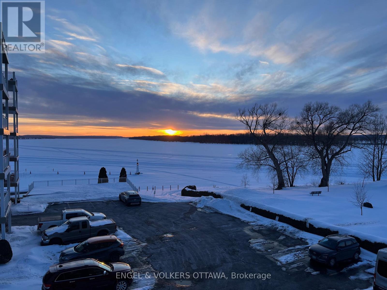 206 - 134 Edwards Street