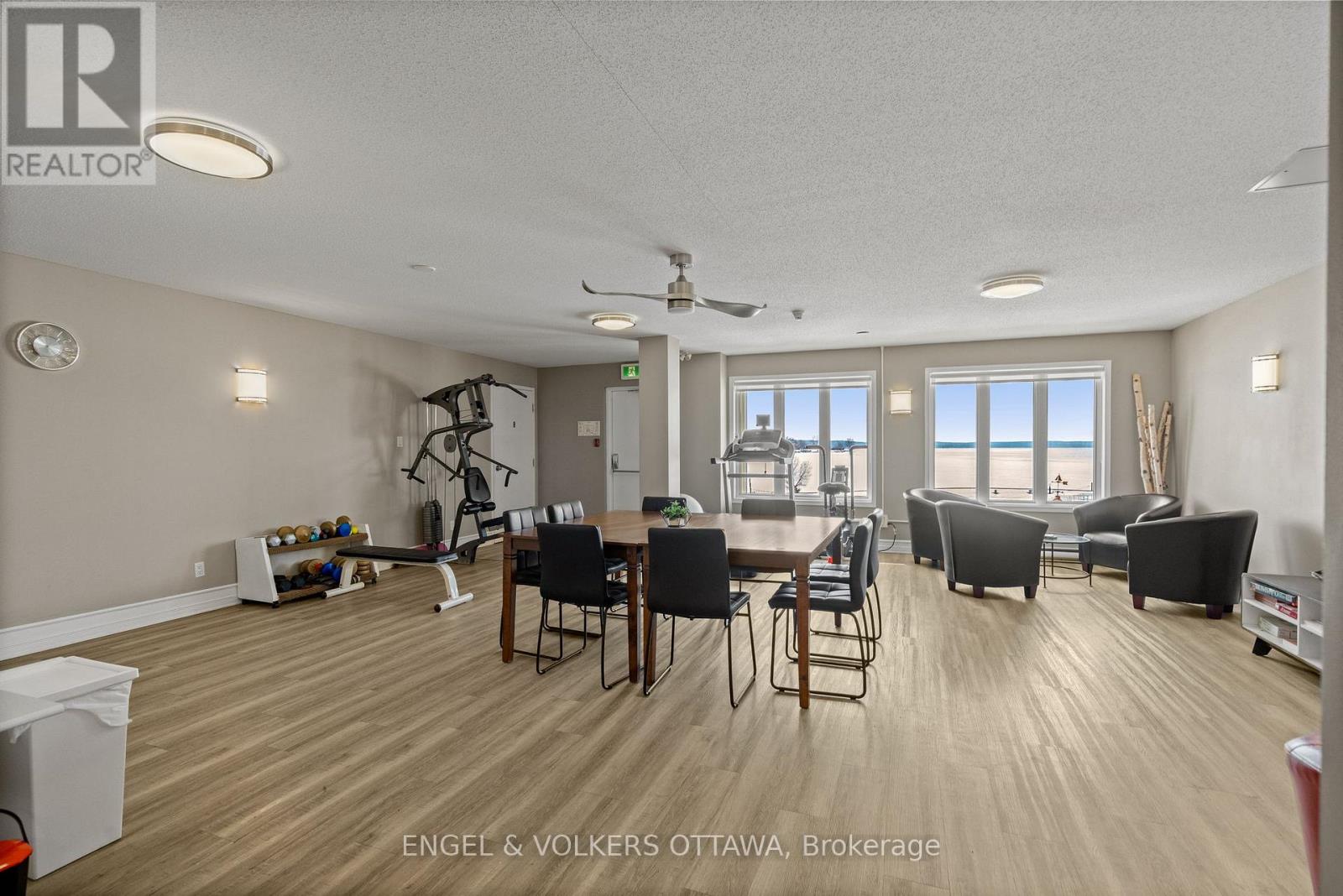 206 - 134 Edwards Street