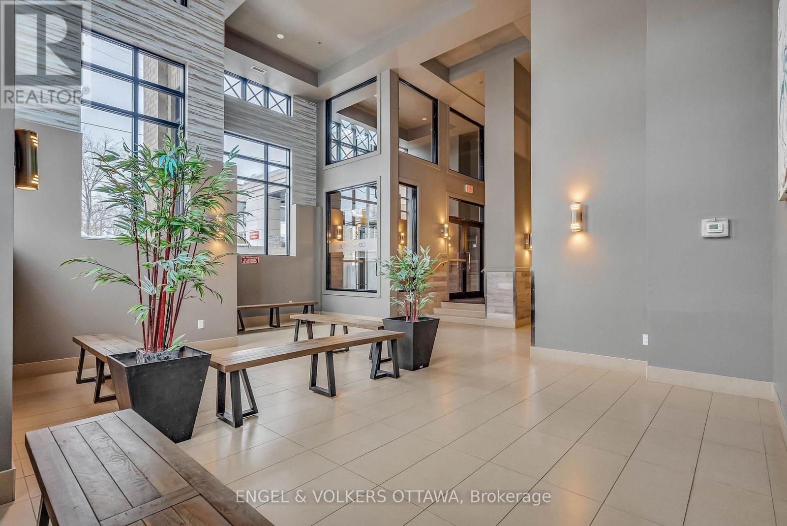 123 - 429 Kent Street