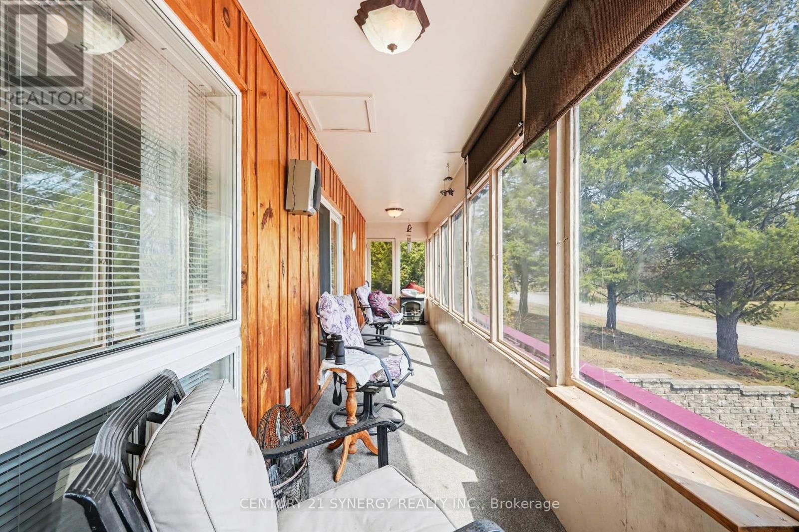 220 Highfield Crescent