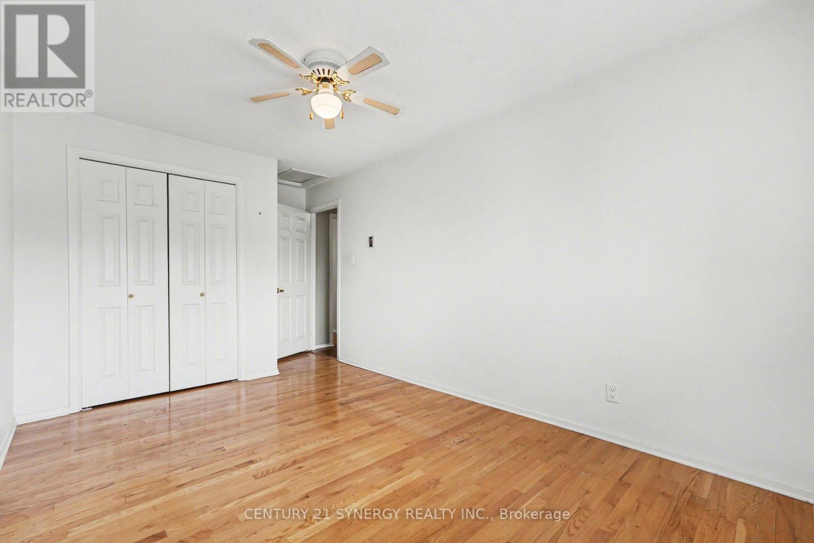 220 Highfield Crescent