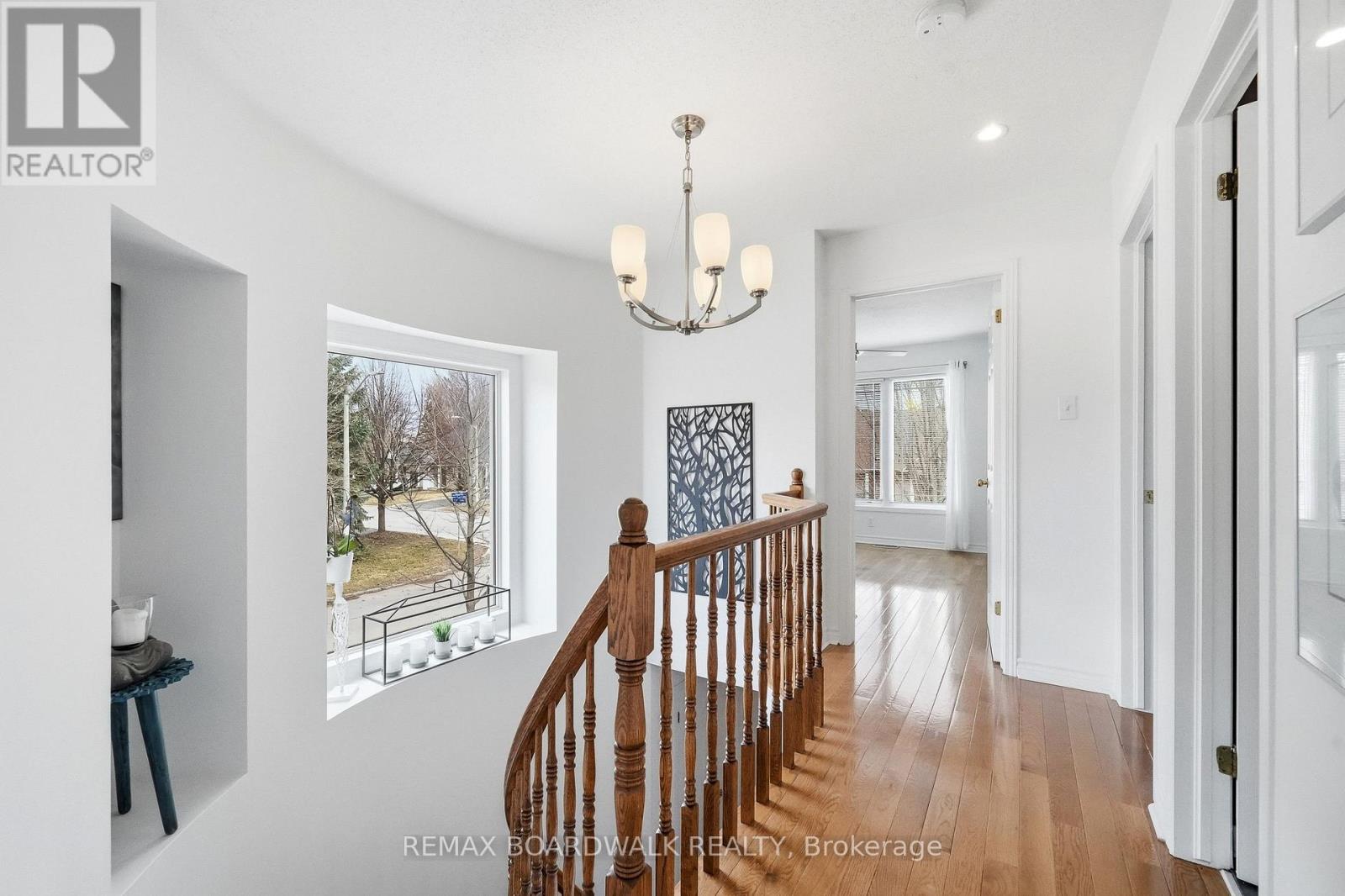 1600 Henri Lauzon Street