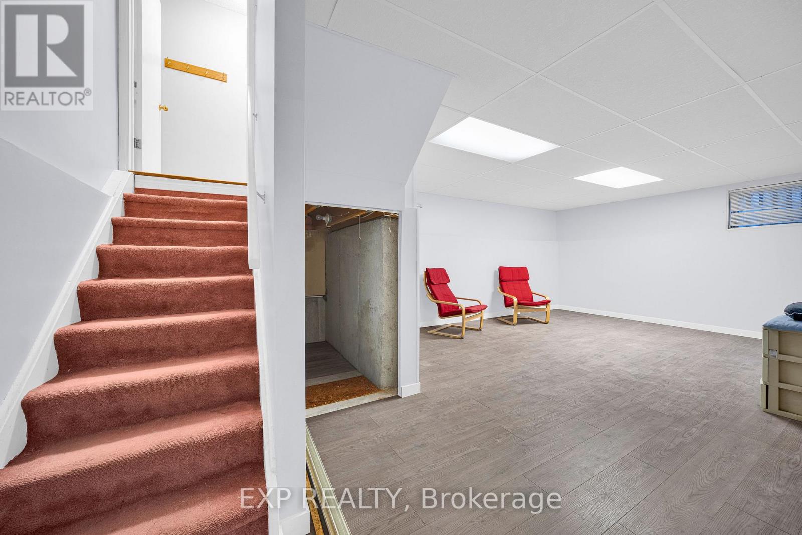 4 Huntersfield Drive