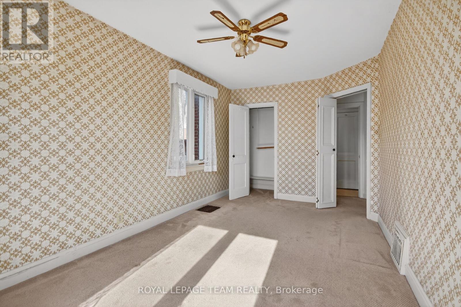 591 Churchill Avenue N