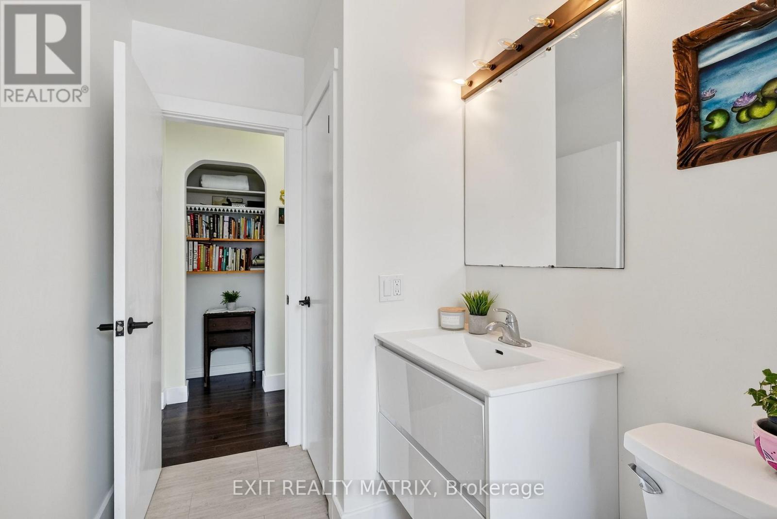 300 St. Jacques Street