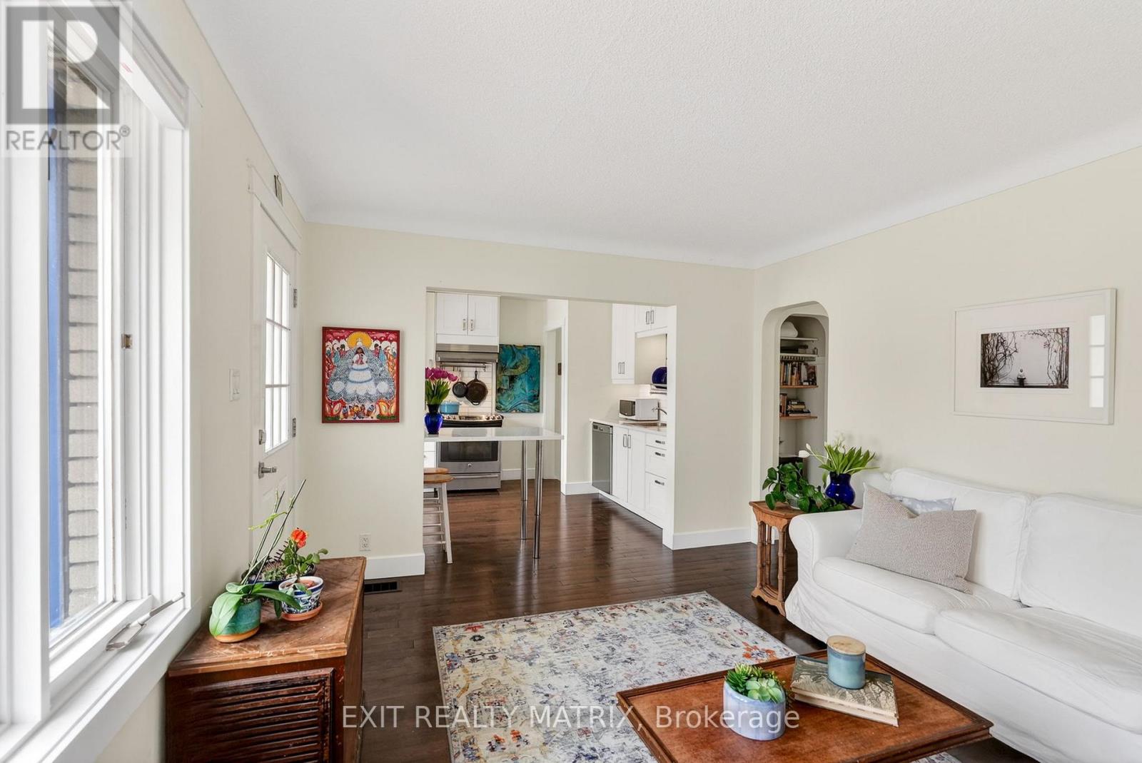 300 St. Jacques Street