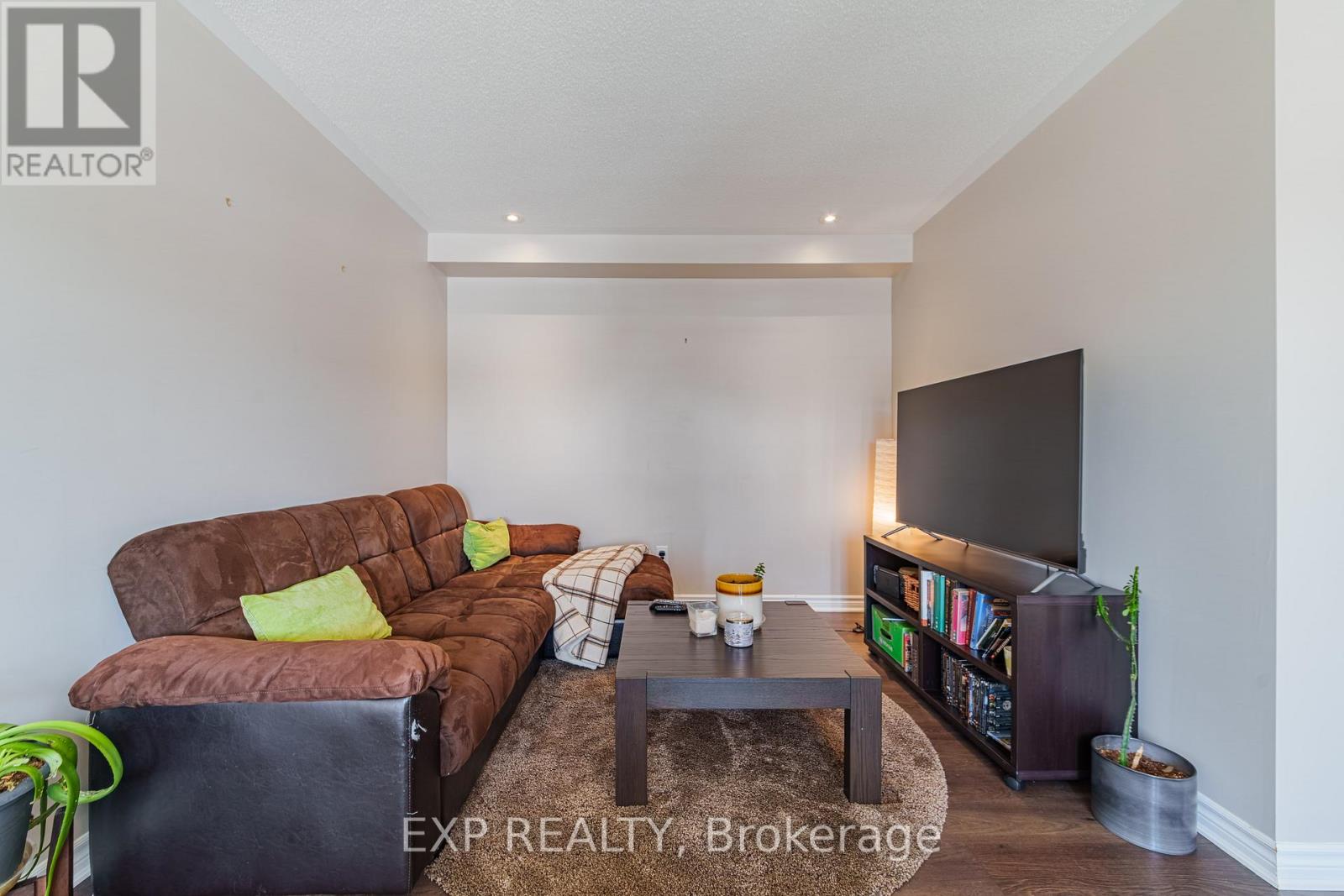 523 Ensatina Crescent