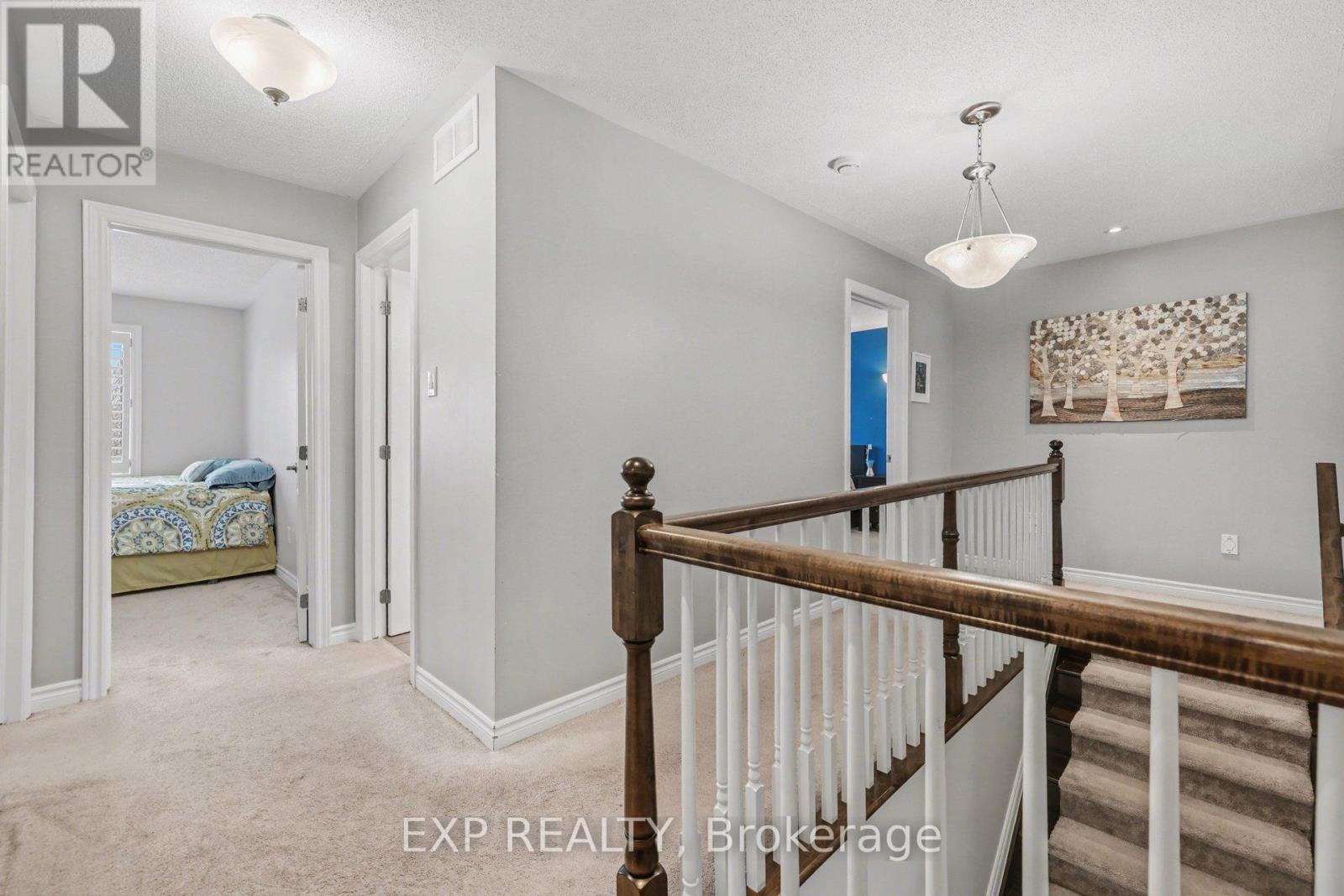 73 Bristling Crescent