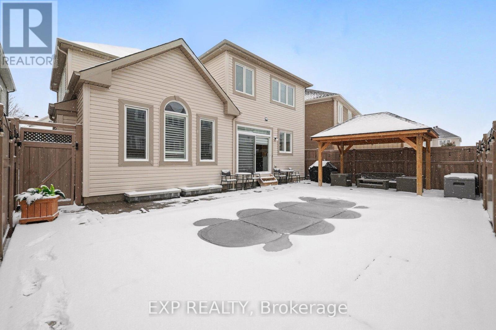 73 Bristling Crescent