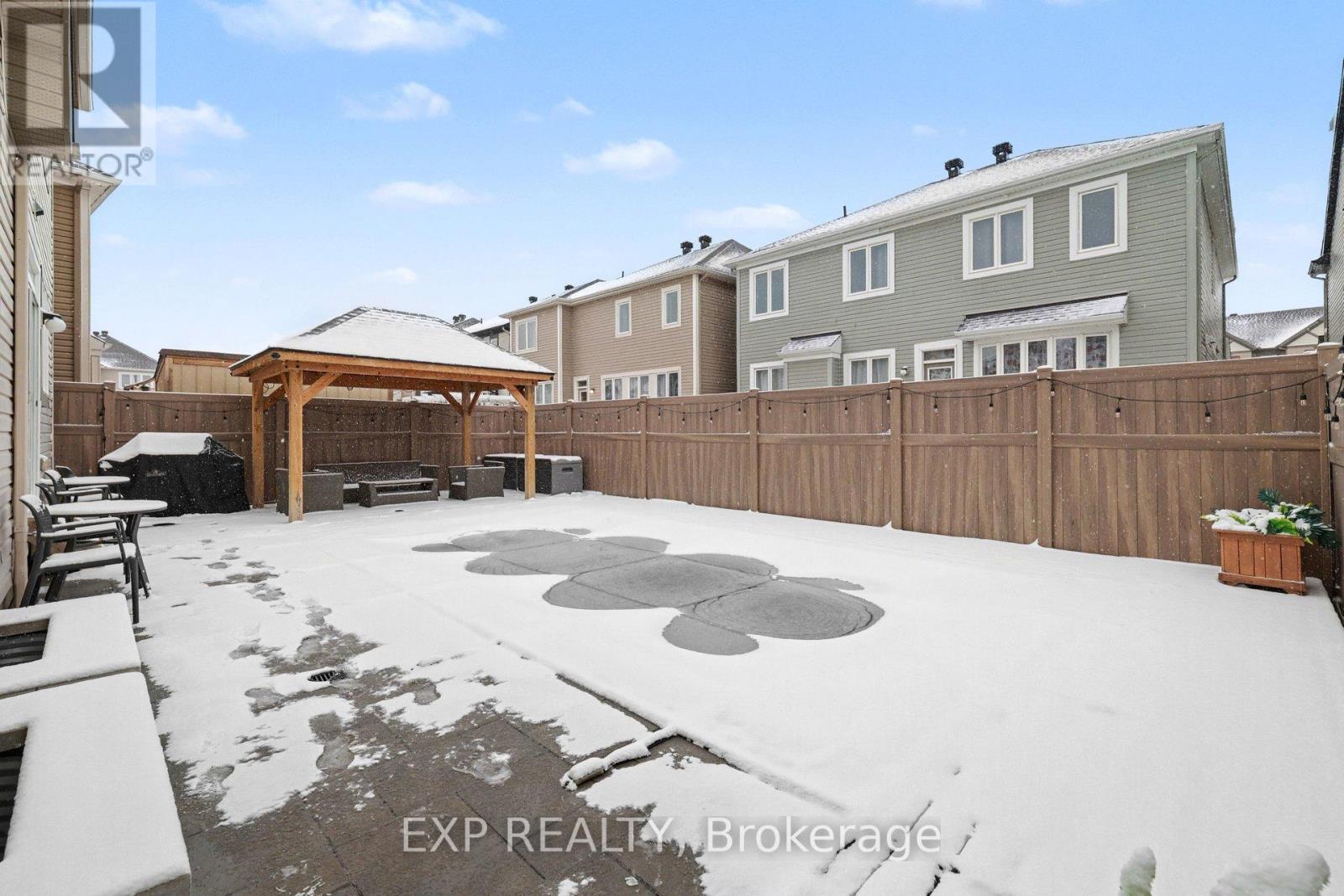 73 Bristling Crescent