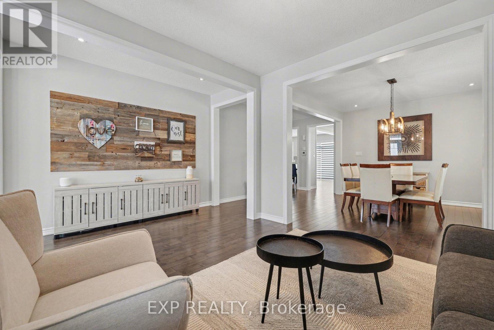 73 Bristling Crescent