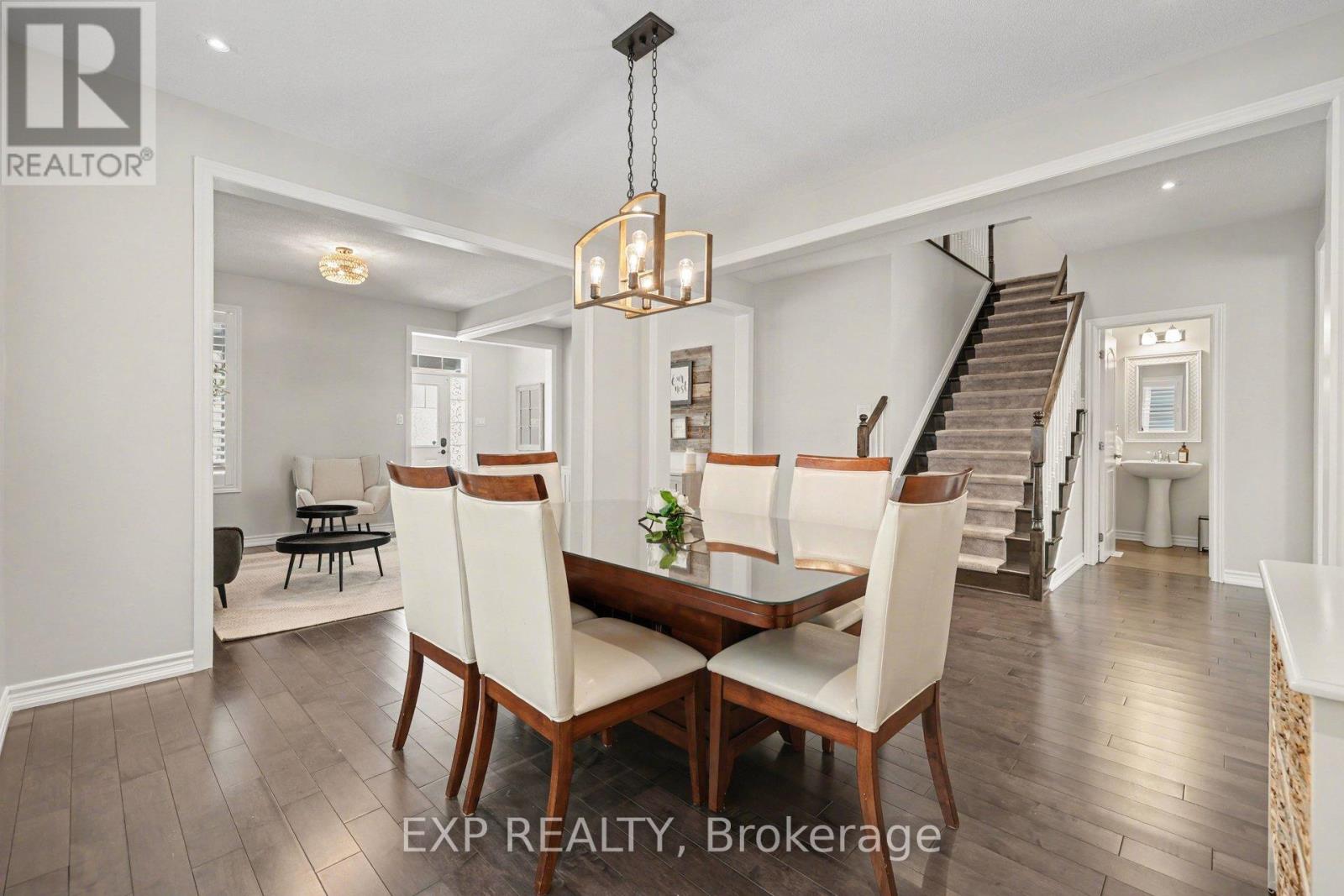 73 Bristling Crescent