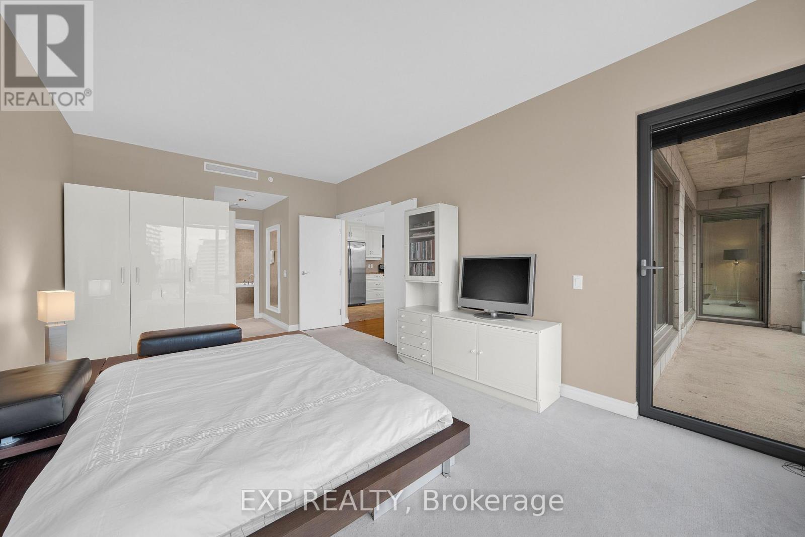 1103 - 90 George Street