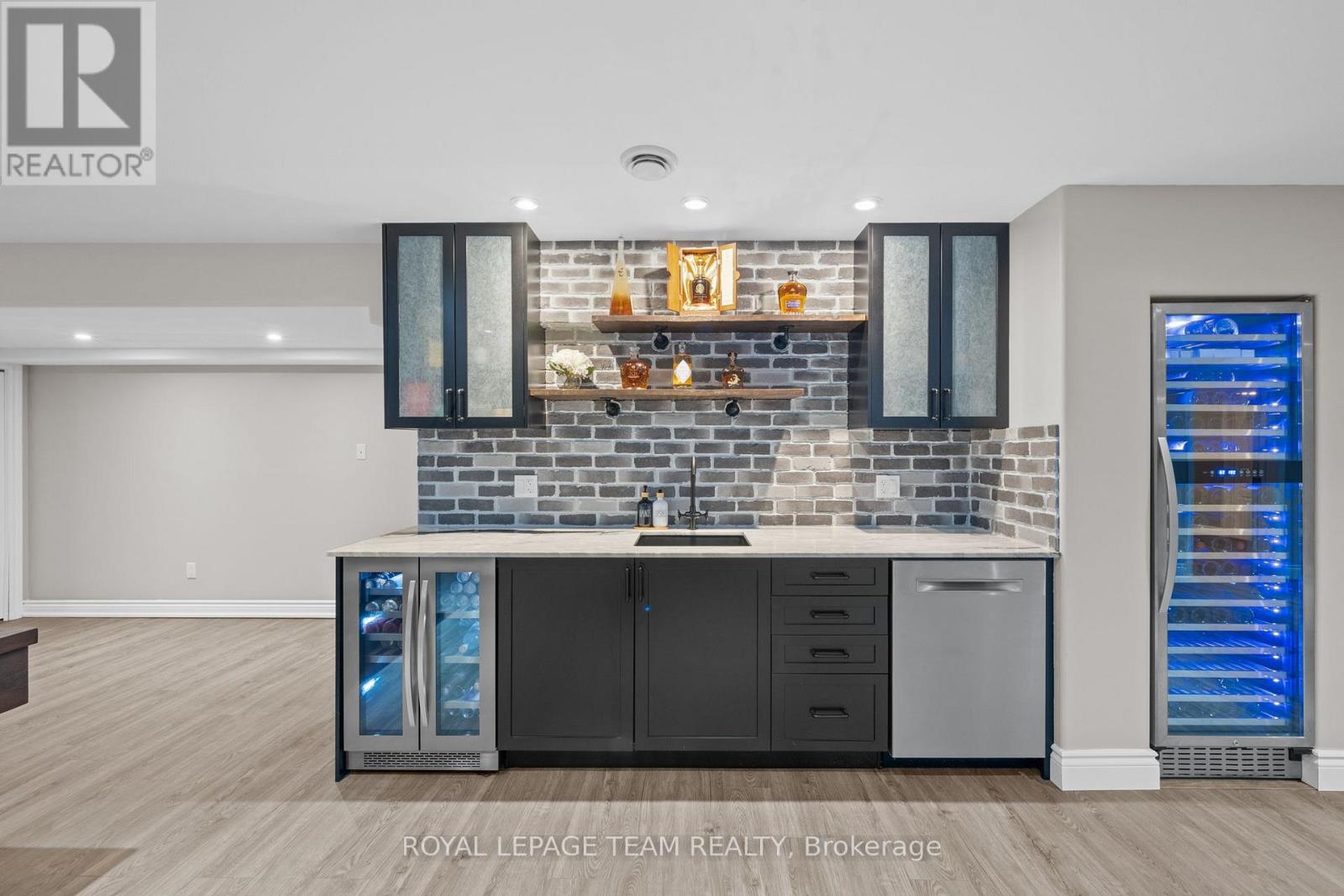 6673 Pebble Trail Way