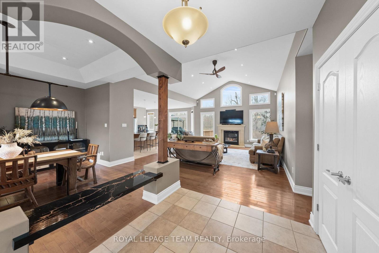 6673 Pebble Trail Way