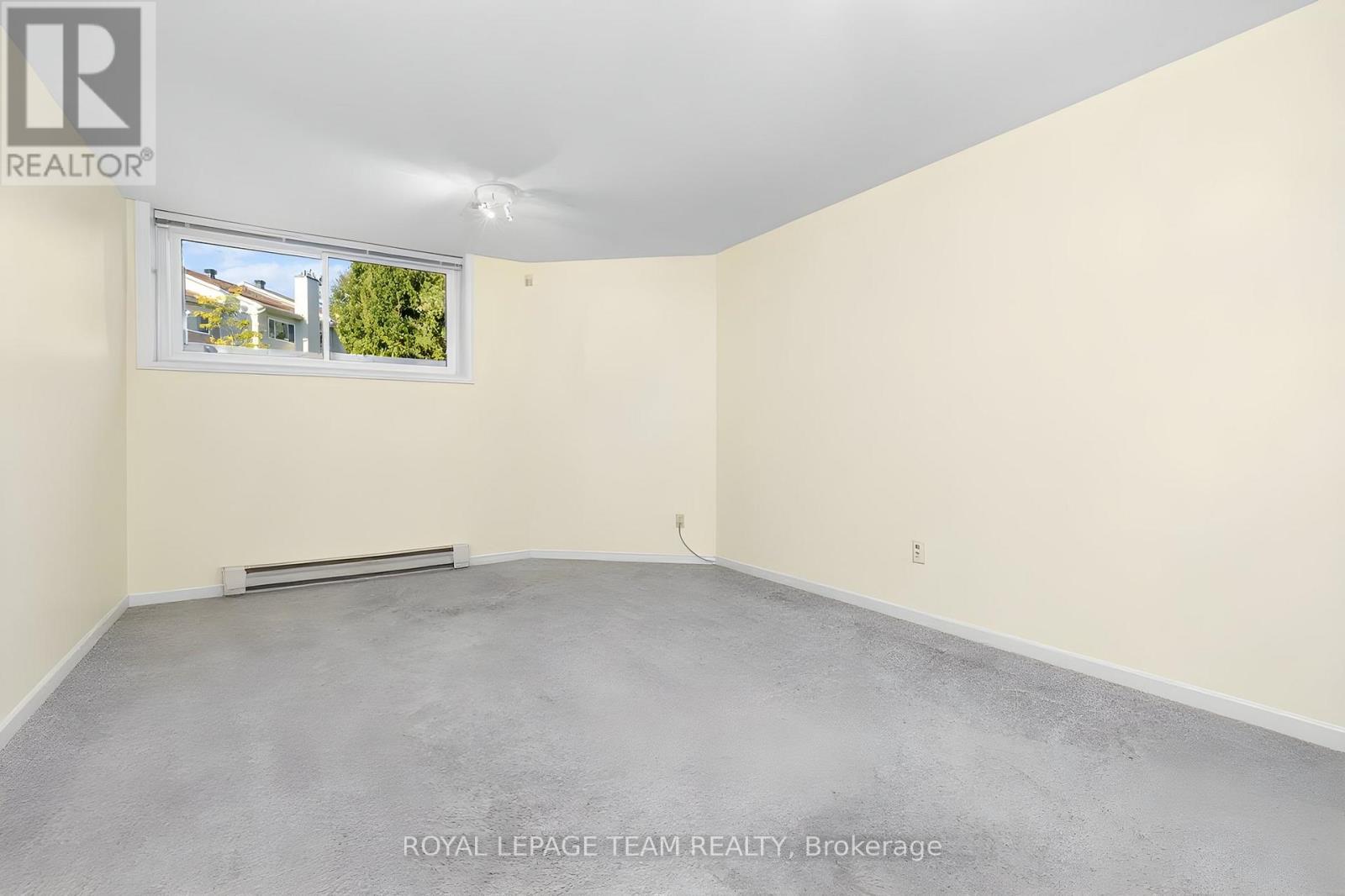 31 - 68 Grandcourt Drive