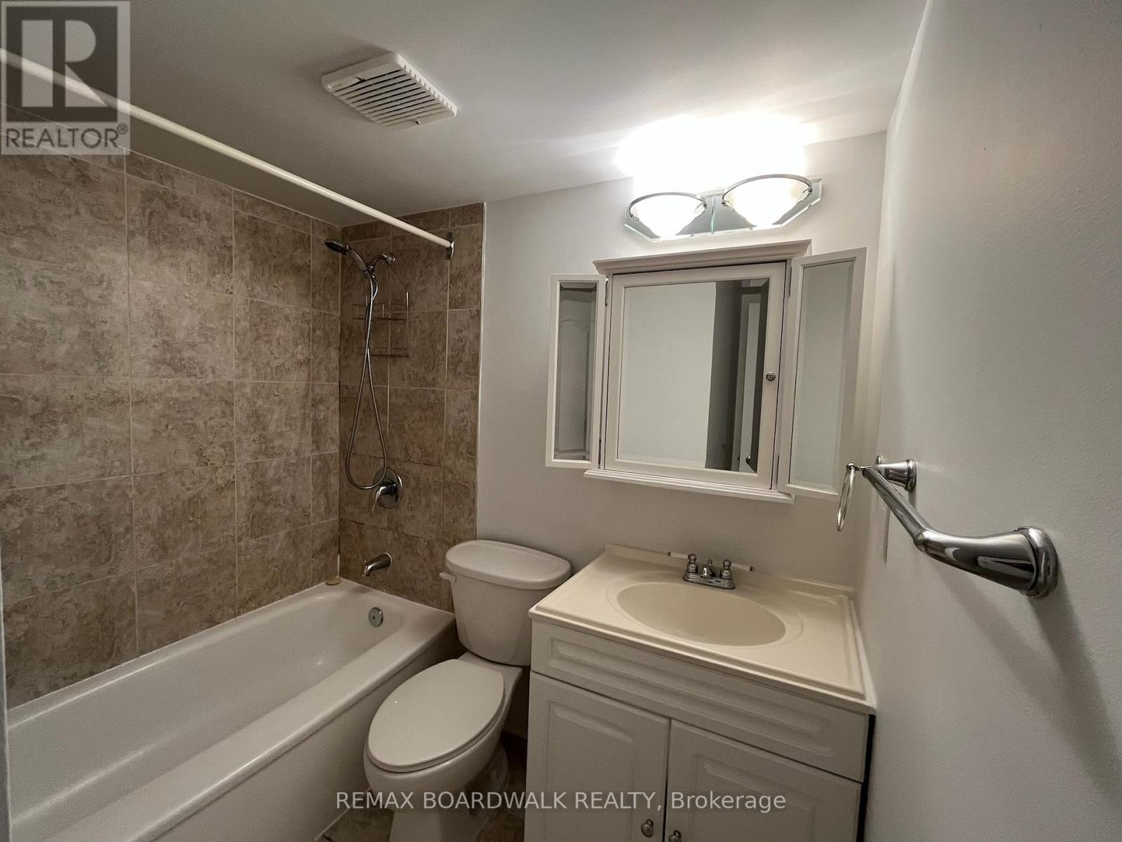 403 - 555 Brittany Drive