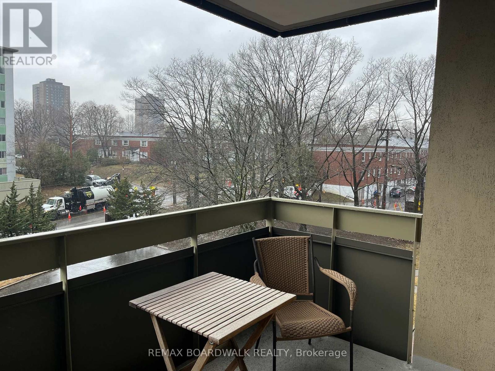 403 - 555 Brittany Drive