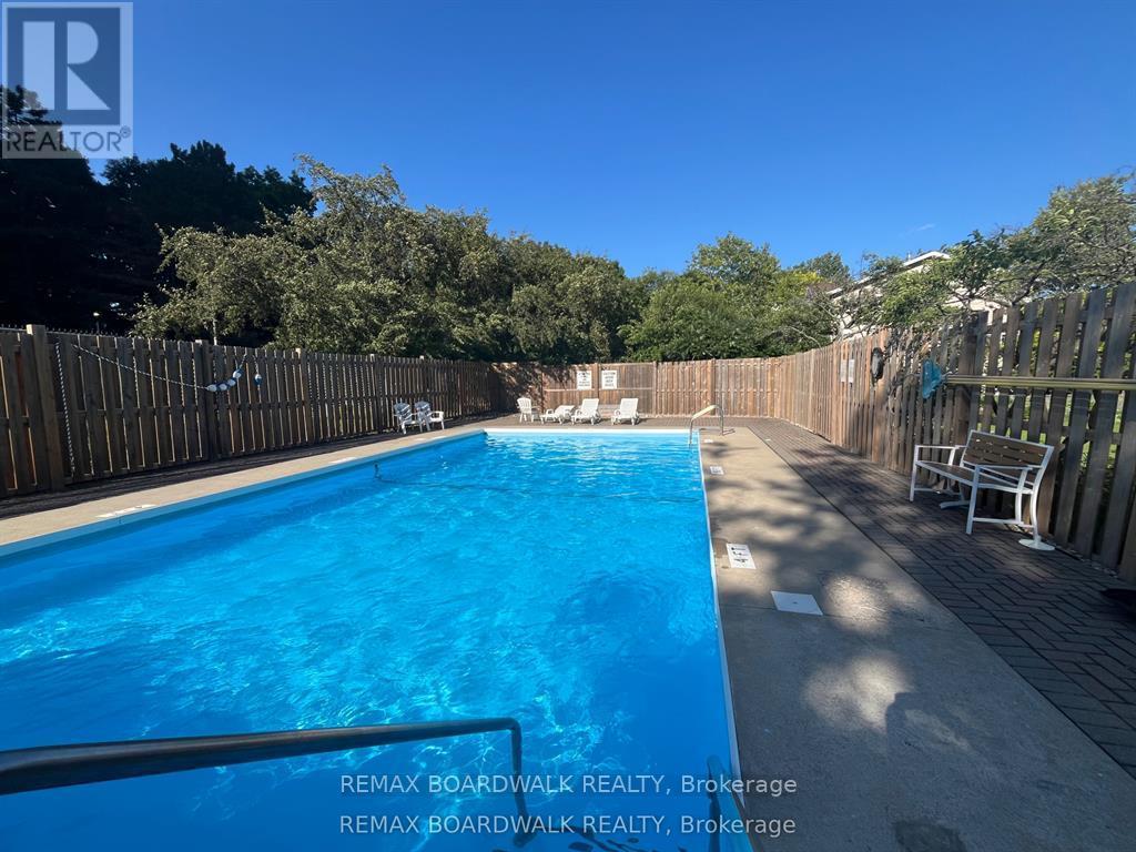 403 - 555 Brittany Drive