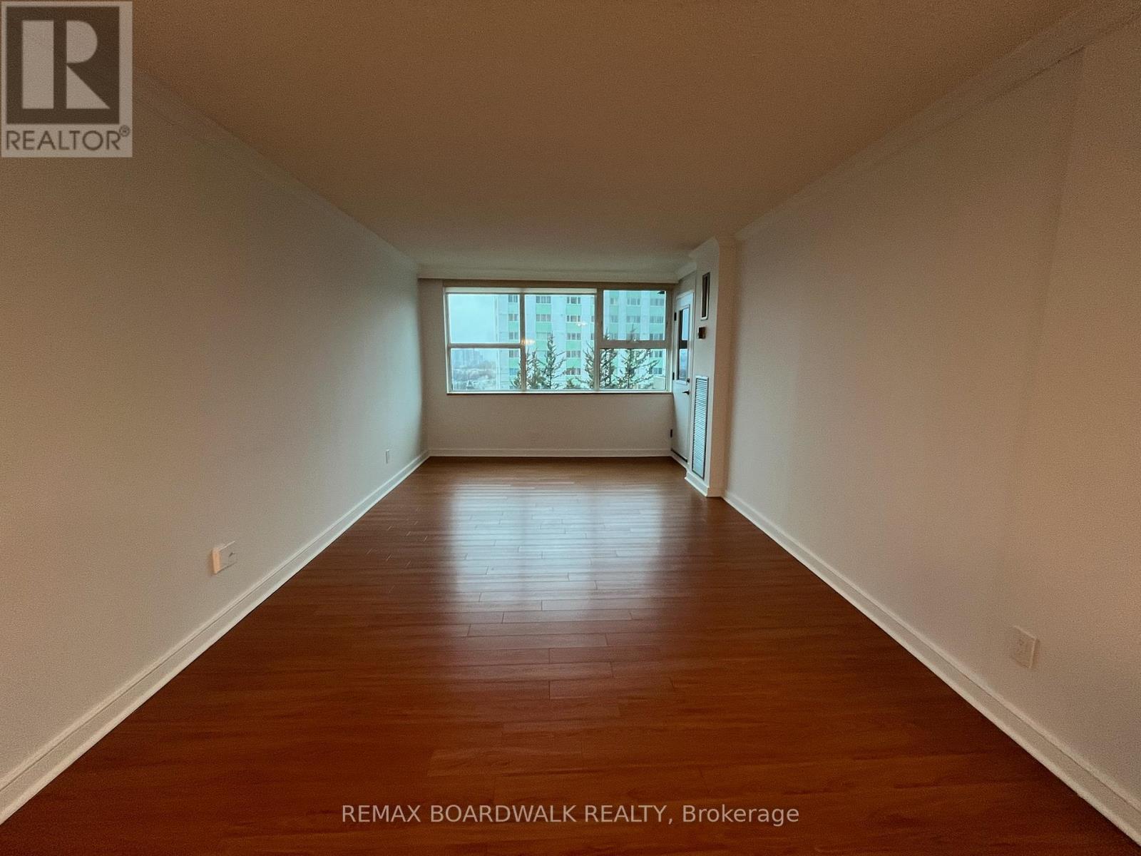 403 - 555 Brittany Drive