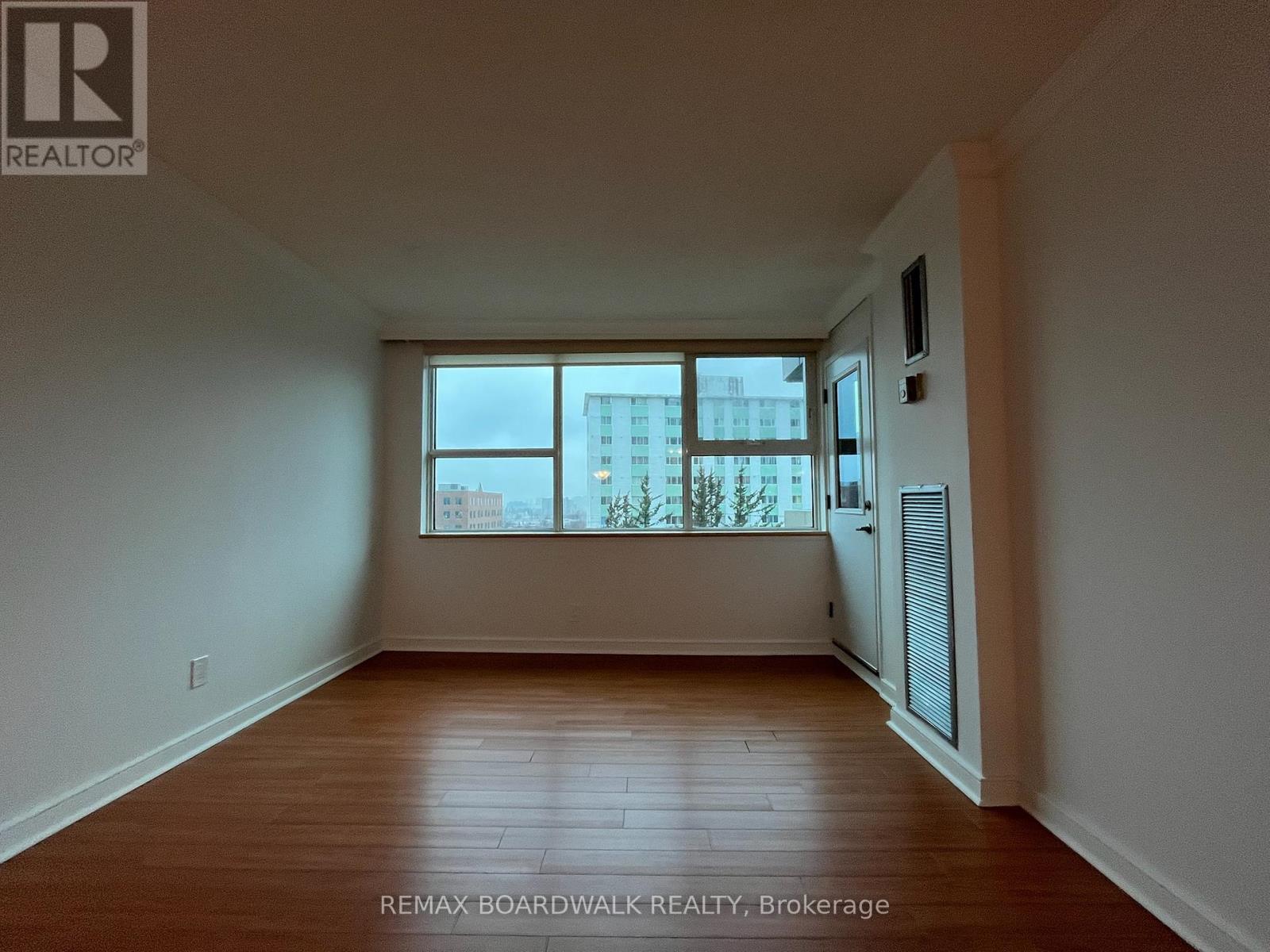 403 - 555 Brittany Drive